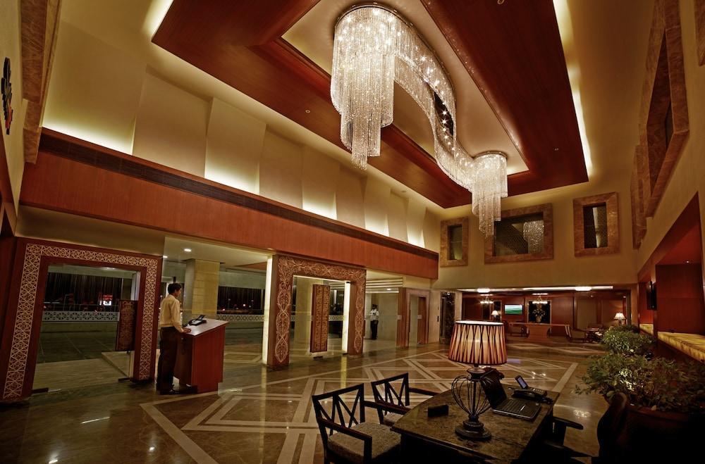Hablis Chennai Hotel Екстериор снимка